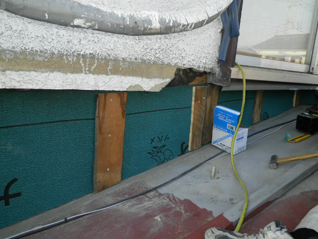 雨漏り工事の模様