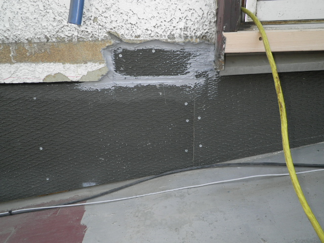 雨漏り工事の模様